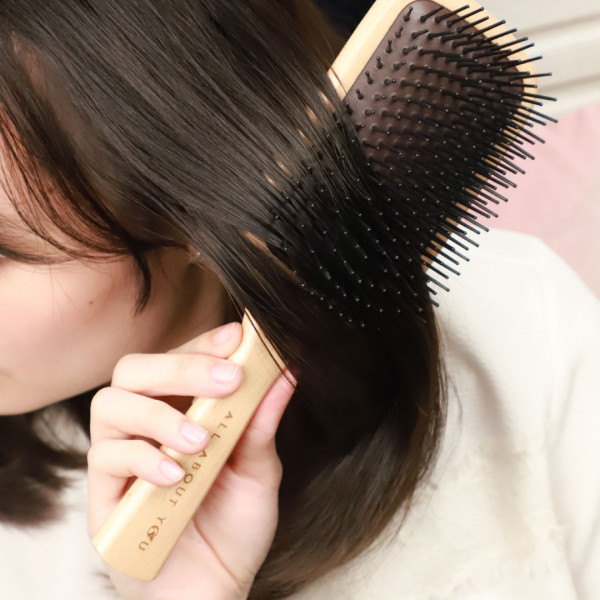 AAU Wooden Hair Brush Large